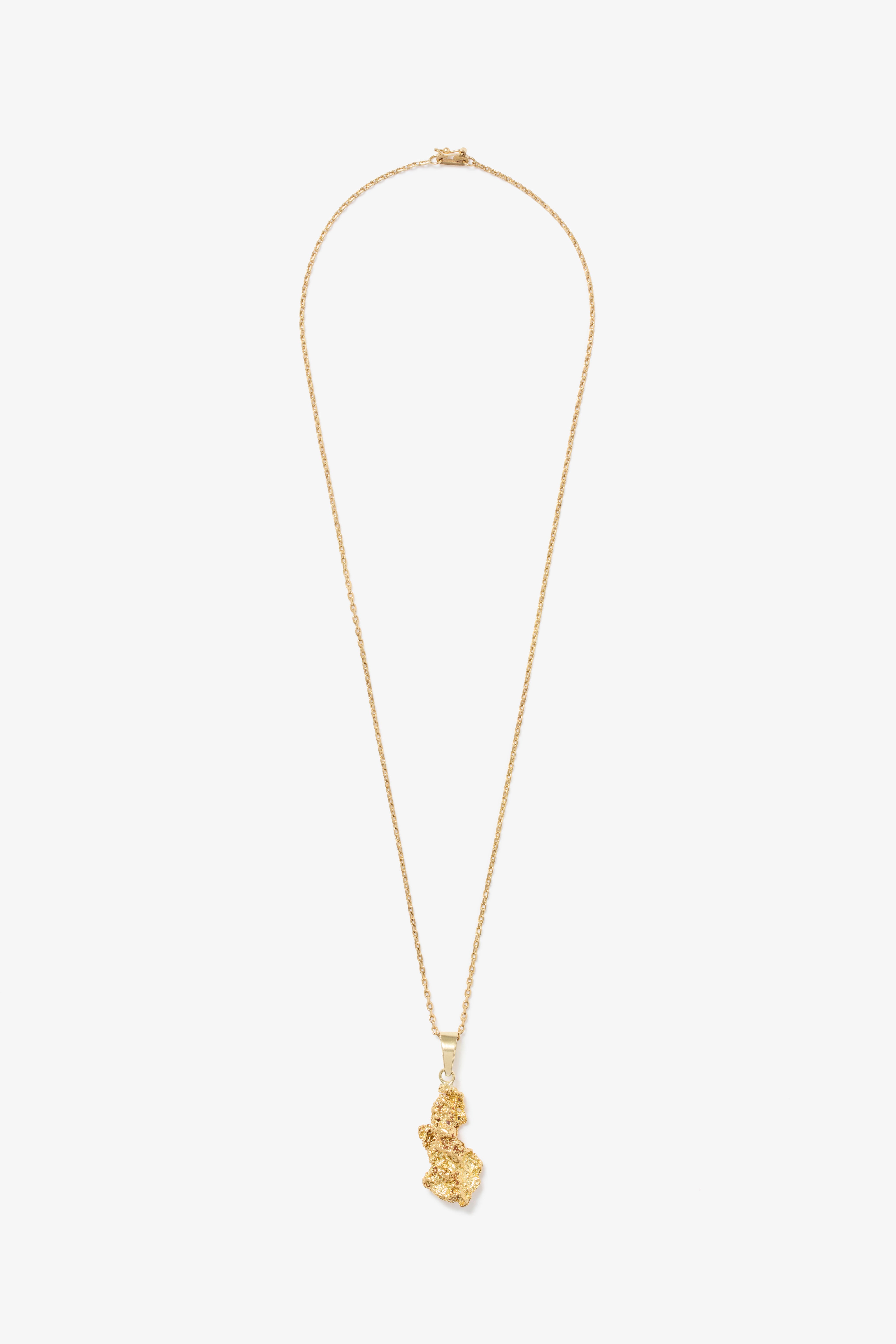 Trace Pendant With Fine Chain 01