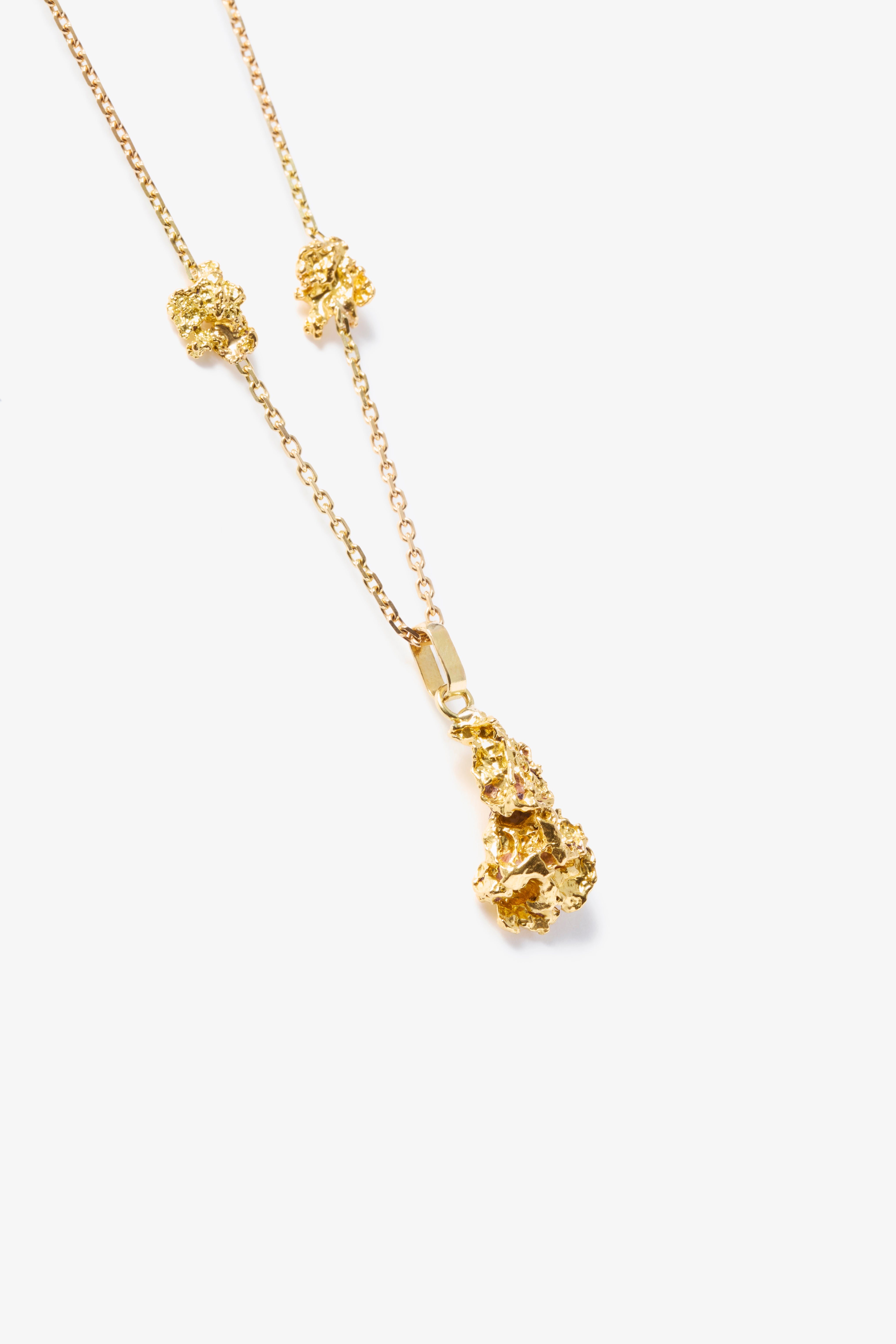 Drift Interval Necklace 01