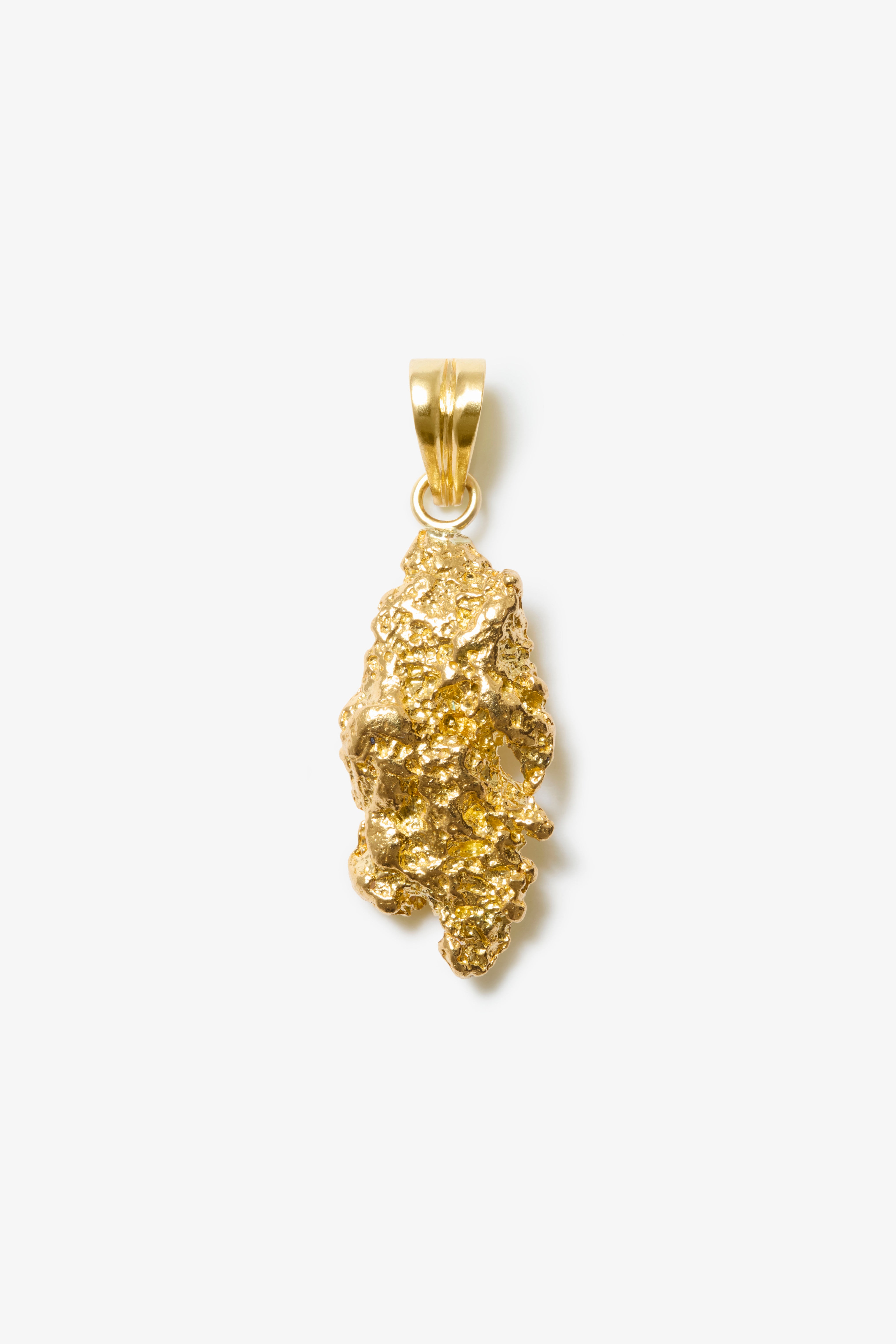 Trace Pendant With Fine Chain 04